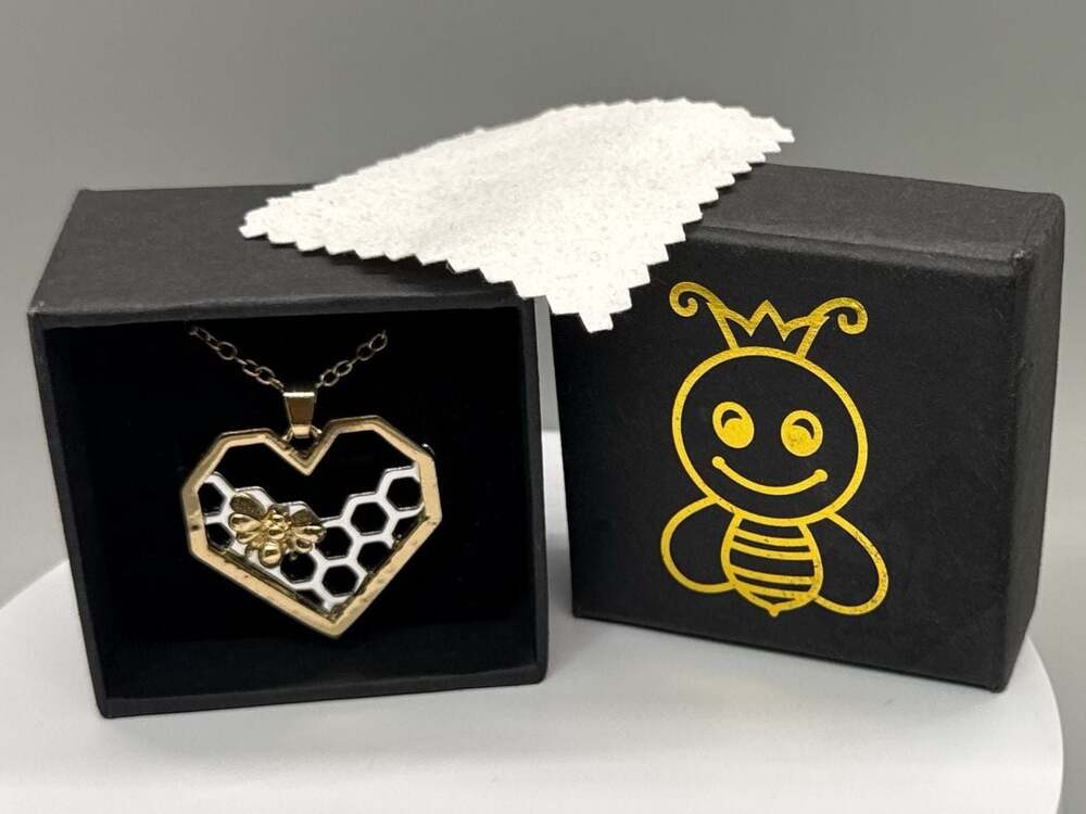 Bee and Honeycomb Gold Tone Silver Tone Heart Pendant Necklace Beehive Hive NEW